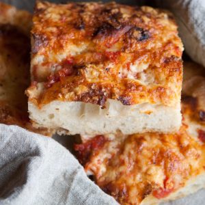 Focaccia (Cheese/Tomato)